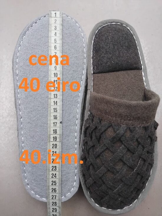 Ekskluzīvs roku darbs- dāvanu variants 40.izm. 